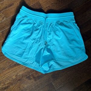 Aqua Women's YPB Shorts